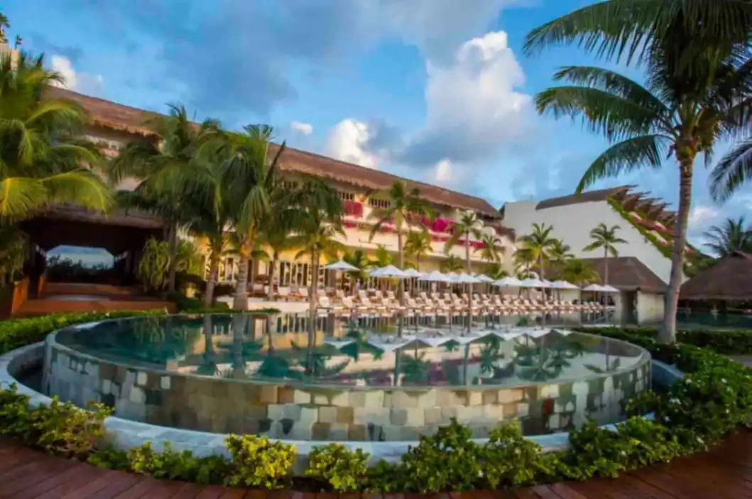 Grand Velas Riviera Maya Resort - luxury hotel in Mexico